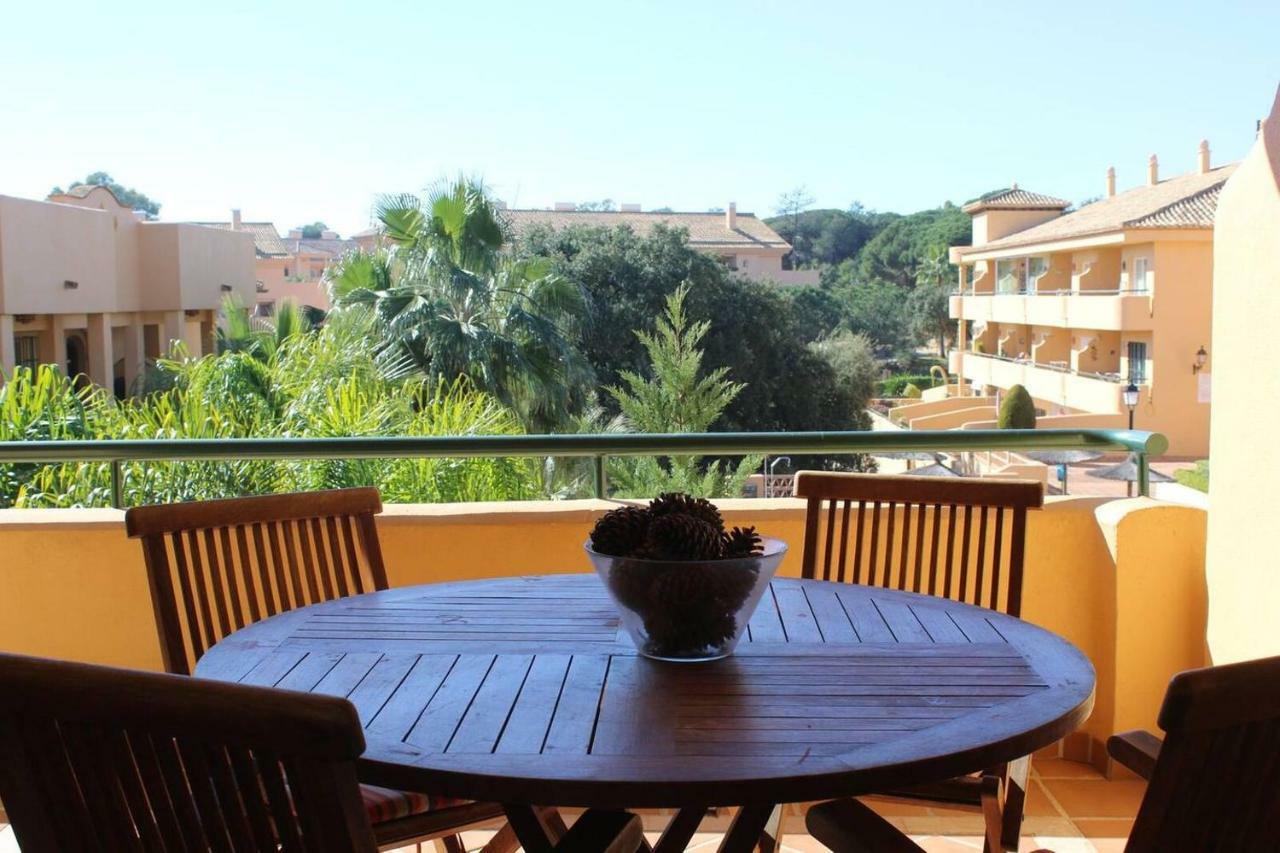 Apartamento En Los Patios De Santa Maria Golf Marbella Buitenkant foto